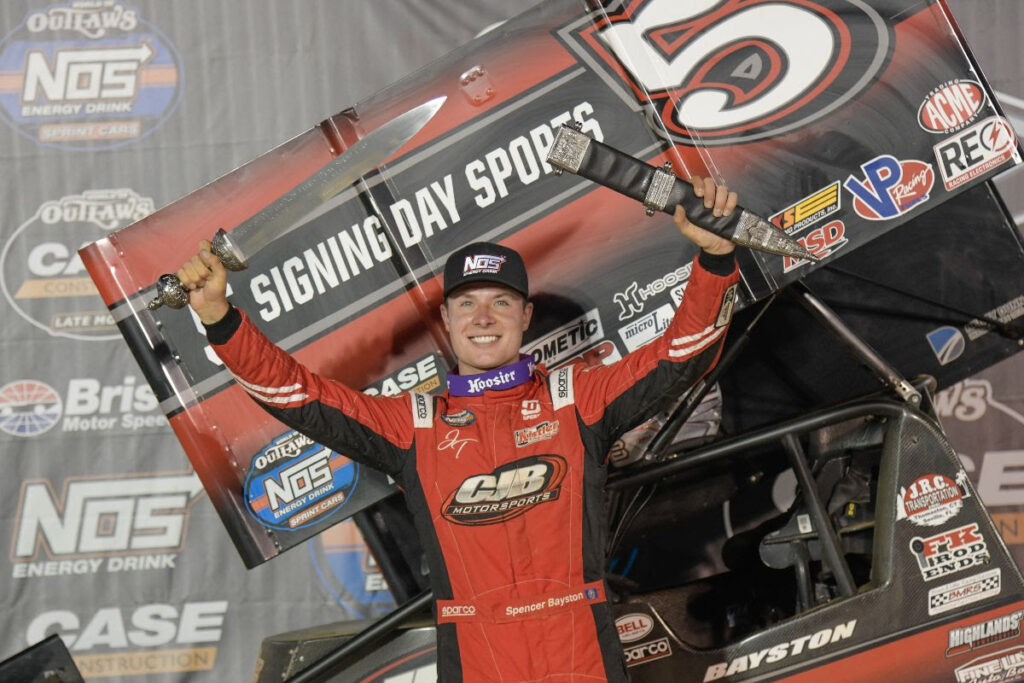 BAYSTON AND WEISS SCORE SATURDAY NIGHT VICTORIES IN WORLD OF OUTLAWS BRISTOL BASH AT BRISTOL MOTOR SPEEDWAY - https://t.co/fp6fgQAMfa https://t.co/wK5M2z5Z98
