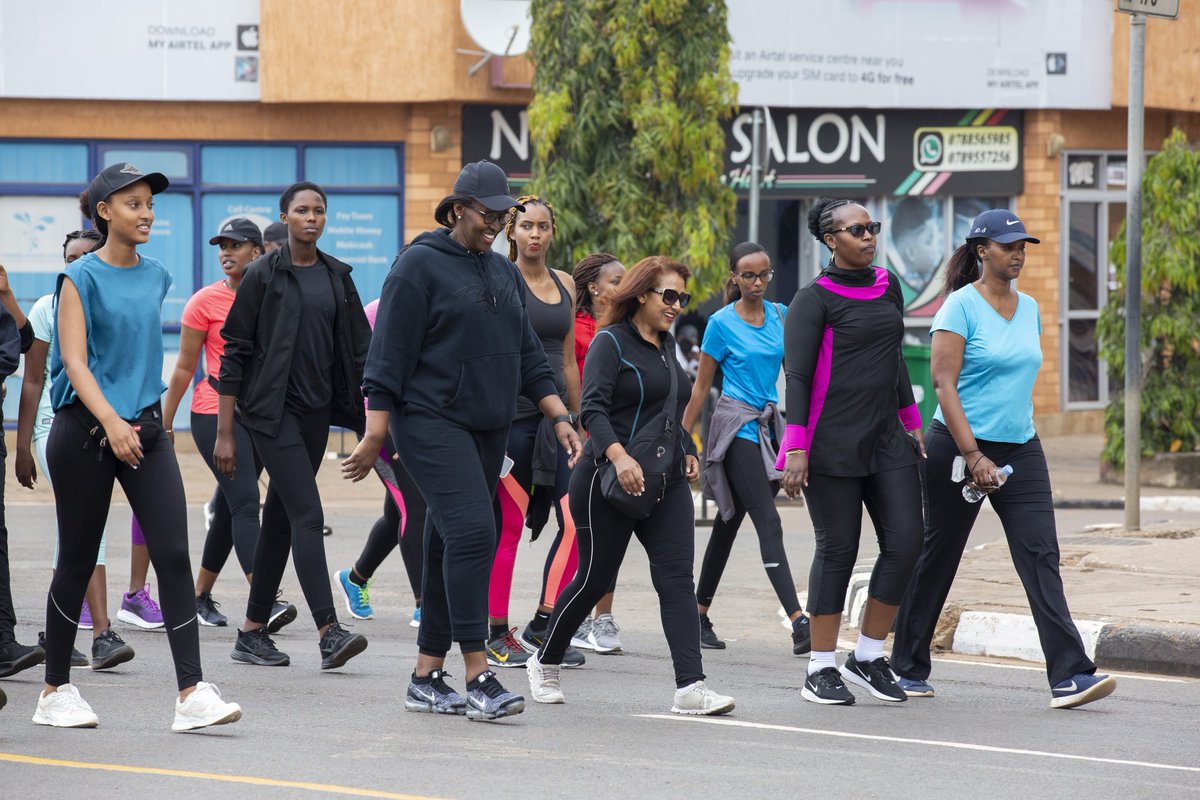 FirstLadyRwanda's tweet photo. This morning, First Lady Mrs Jeannette Kagame was joined by Miss Rwanda contestants, @Imbuto staff and @CityofKigali residents for the bi-monthly #CarFreeDay.

For more pictures: https://t.co/XTpCcOWC27 https://t.co/qJ1M8iwEbj