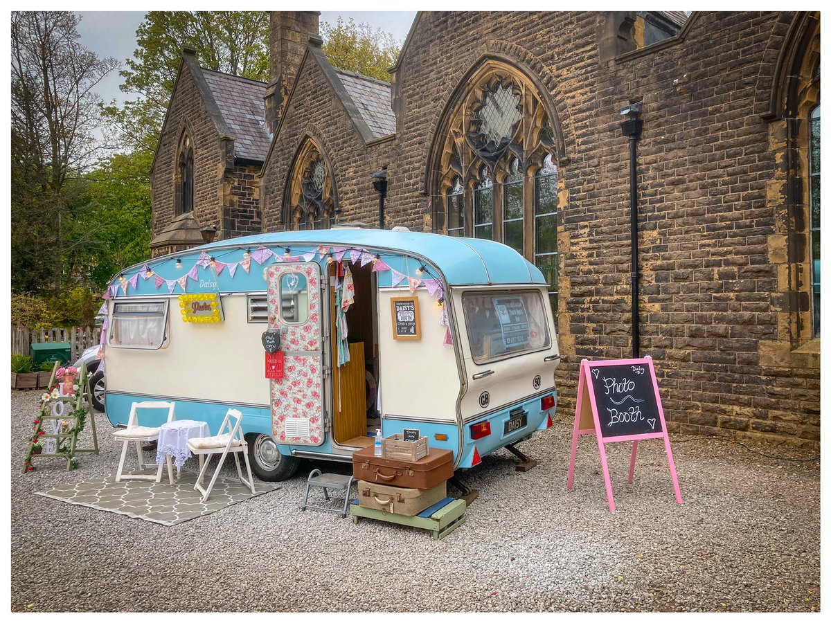 daisycaravan's tweet photo. Daisy set up for a fab wedding at Fielden Hall, Todmorden last night.
#wedding #photobooth #yorkshirewedding #weddingplanning https://t.co/gkhZL2dj0v