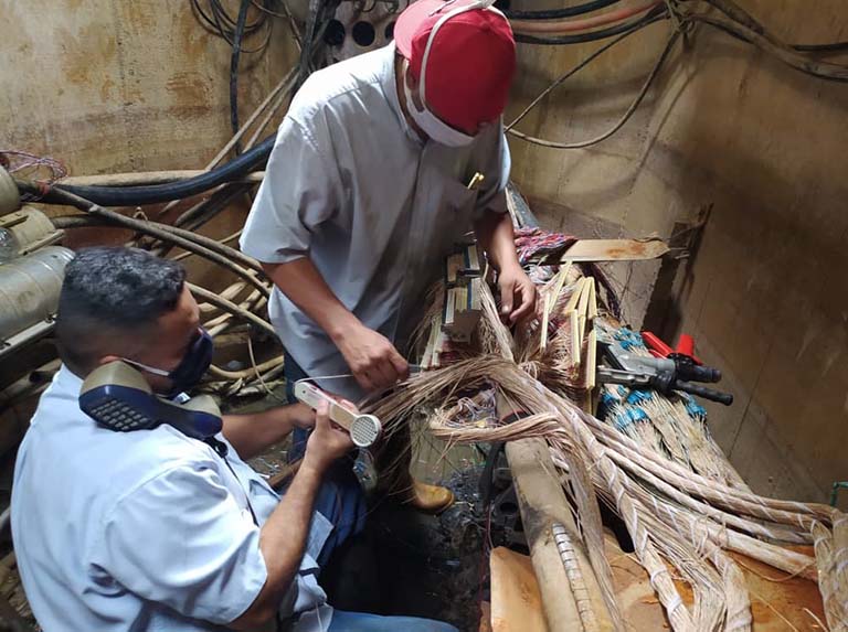 Un especial reconocimiento a las trabajadoras y trabajadores de la Ciencia, que multiplican los conocimientos y los transforman  en bienestar para nuestro Pueblo. Sigamos adelante venciendo los obstáculos para dignificar la vida! #MaduroEsClaseObrera