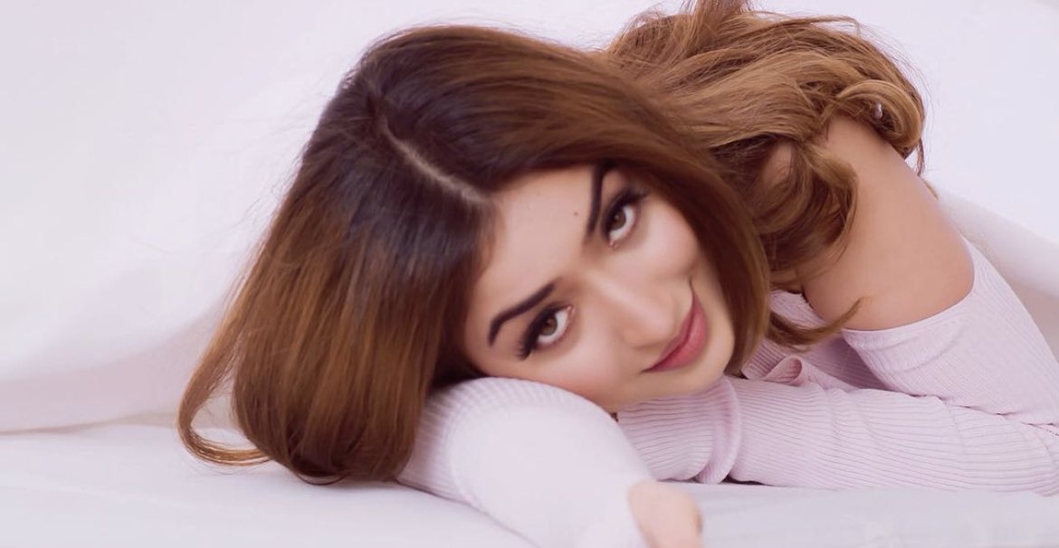 If you find someone you love in life, then hang on to that love 💕 #PriyankaKhera