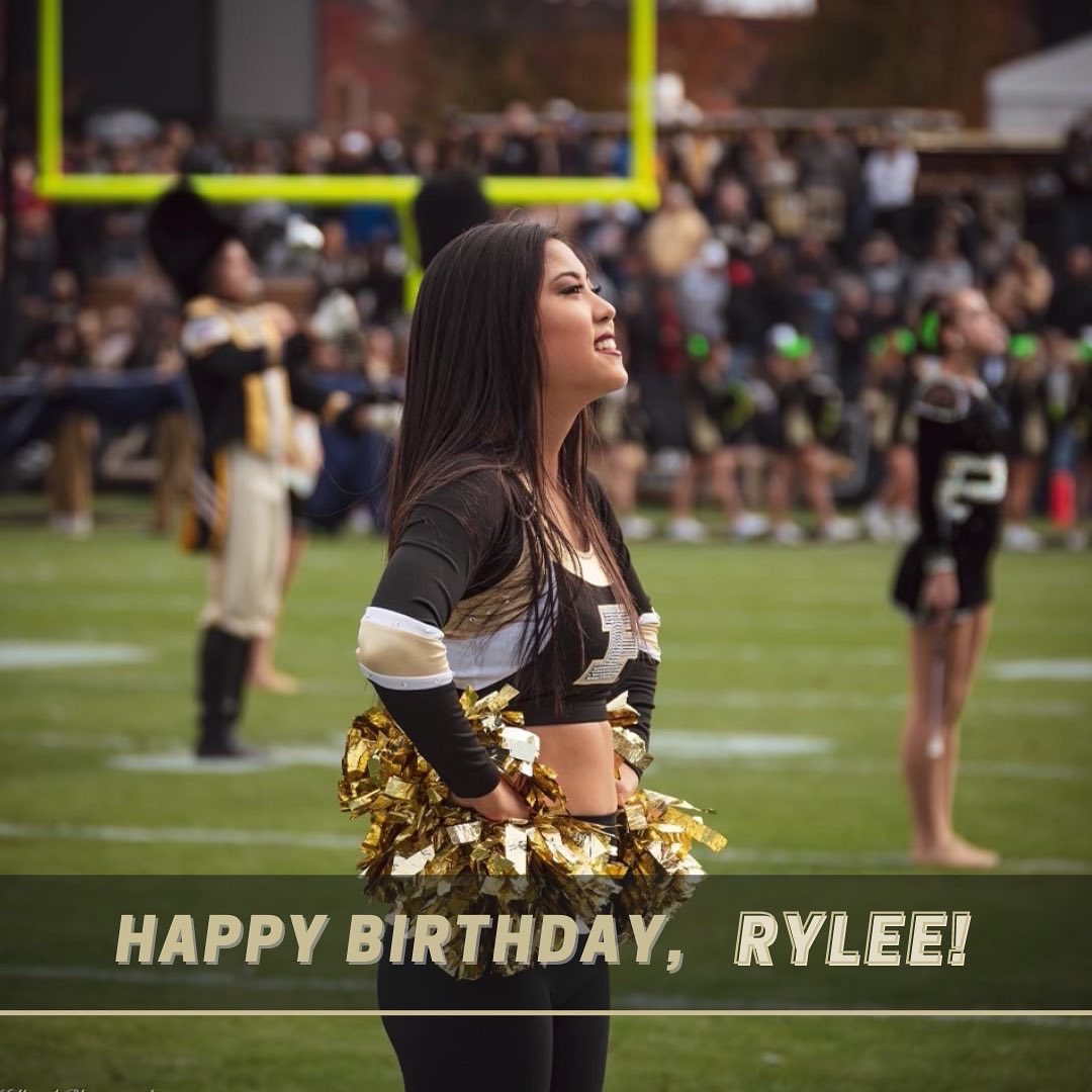 The Purdue Golduster Dance Team tweet media
