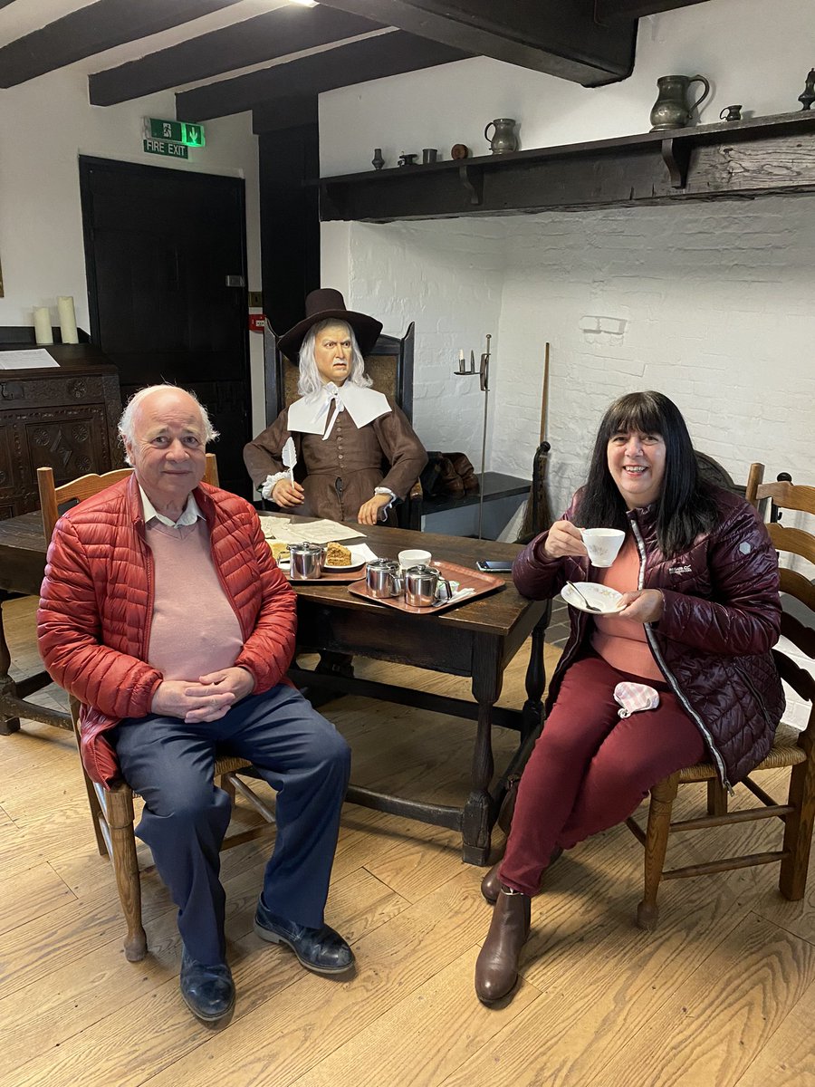 Enjoying a #StaffordshireDay tea and cake with #IzaakWalton at his cottage! What a little gem!