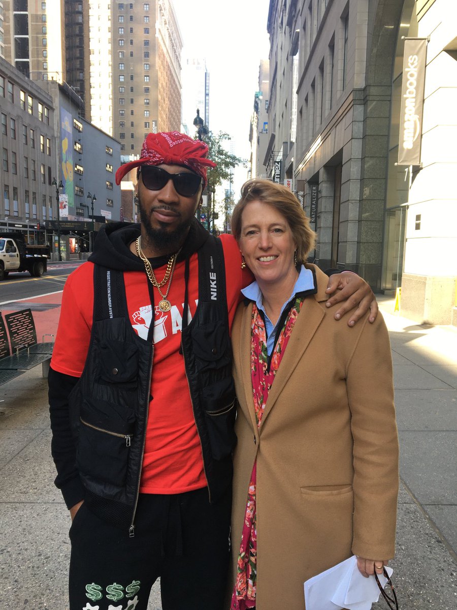 ZephyrTeachout's tweet photo. Happy May Day! https://t.co/d3pGDEgIwm