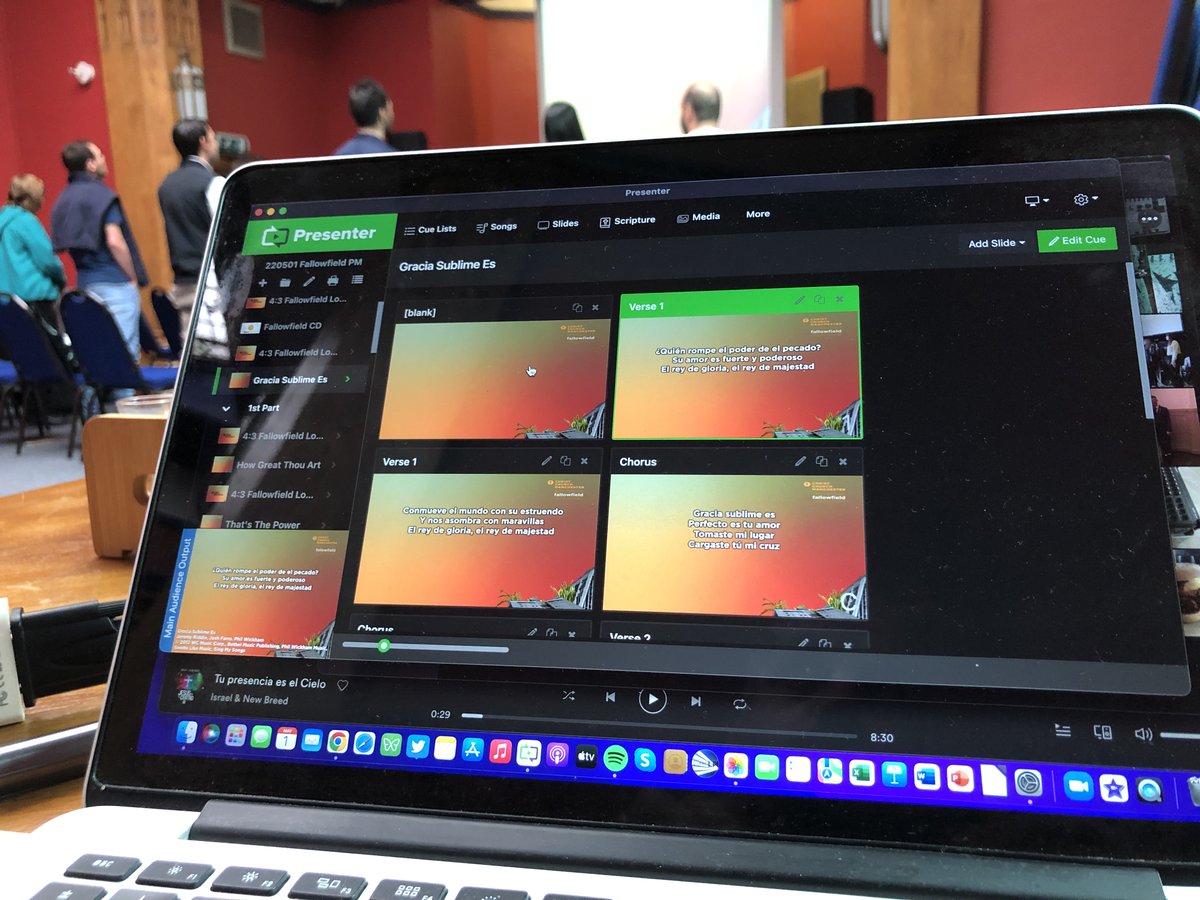 I am doing the visuals at <a href="/christchurchmcr/">Christ Church Manchester</a> Spanish speaking service. 

Can you spot the obvious flaw in this plan?