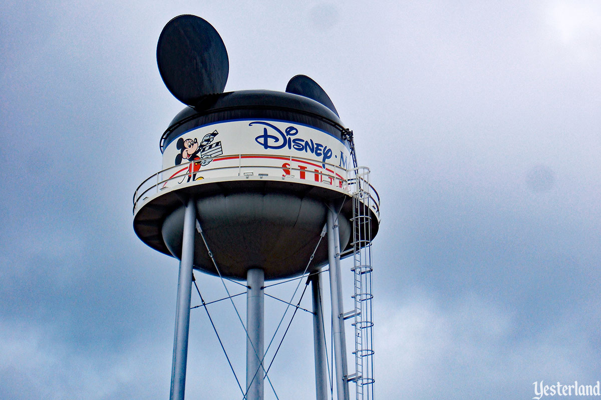 TheMickeyWiki's tweet image. On this day in 1989, the Disney-MGM Studios opened!!