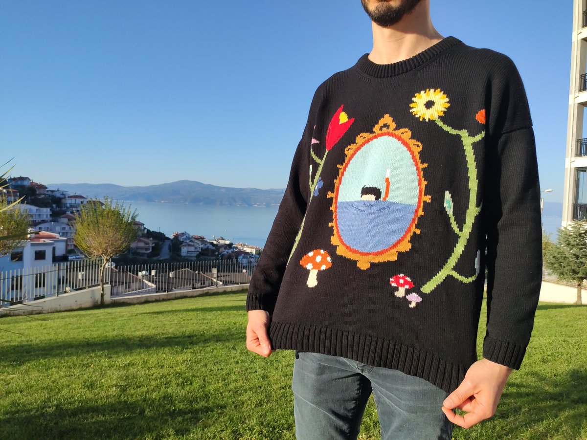 Oh look, the proud owner is showing off his one of a kind Untitled sweater by Knyt Works! We didn't dare to knit one more of those... yet. 🌝
#knitting #knittingmachine #machineknitting #intarsia #handmade #knitart #art #wearableart #fuckfastfashion #slowfashion #knit #design
