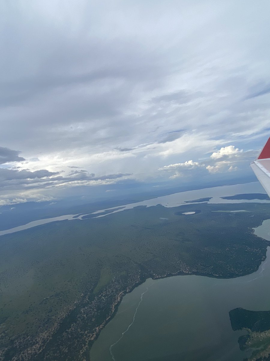 We took a tour around UGANDA 🇺🇬 from above with @Ugandairlines1