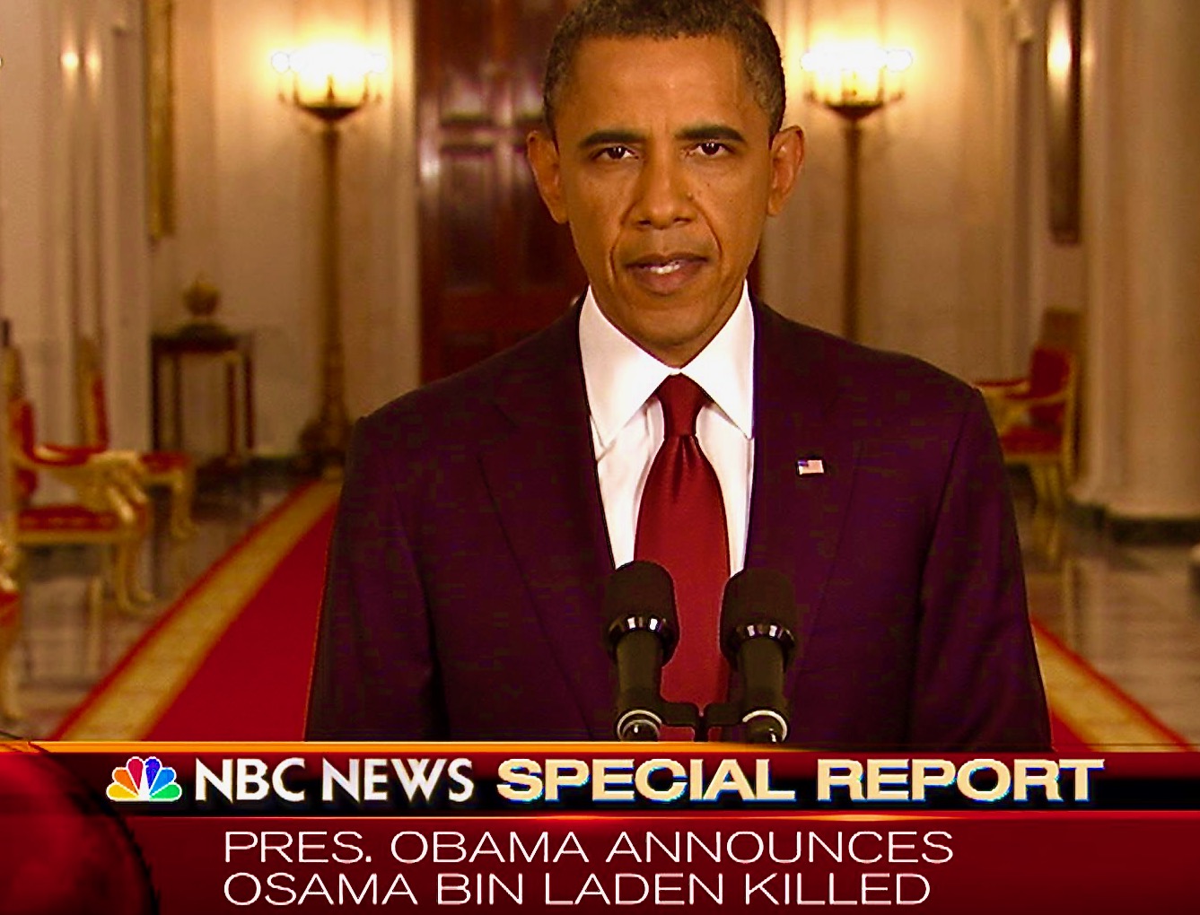 FRrRuaxWQAAIb_u.jpg:large