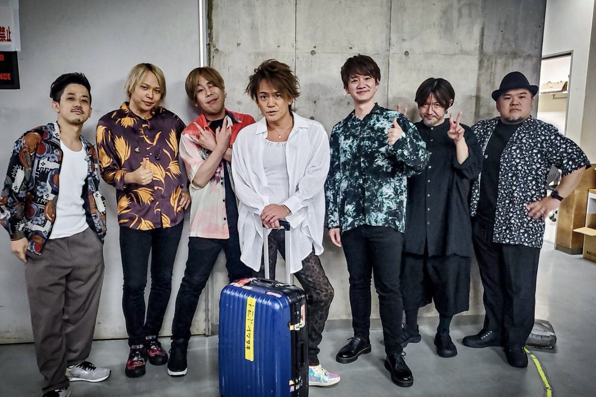 諸星和己 FR_w5DuVsAAb_l-.jpg