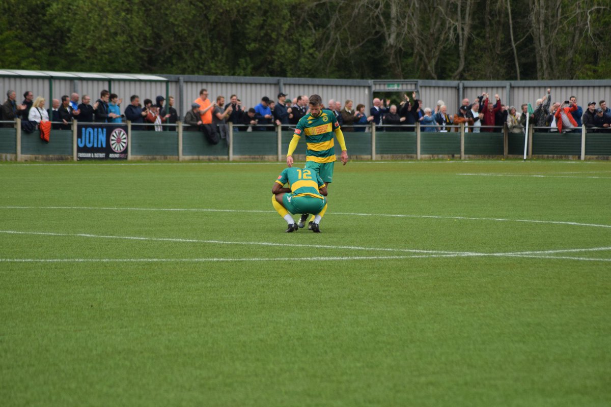 itzdapo's tweet image. What a season it’s been for me, the fans, the club, the staff, the volunteers, everyone involved! I’m glad to have been apart of this amazing project. The support from day one has been phenomenal and I can only thank you! We’ll be back better and stronger! 🙌🏽🟡🟢@RuncornLinnets