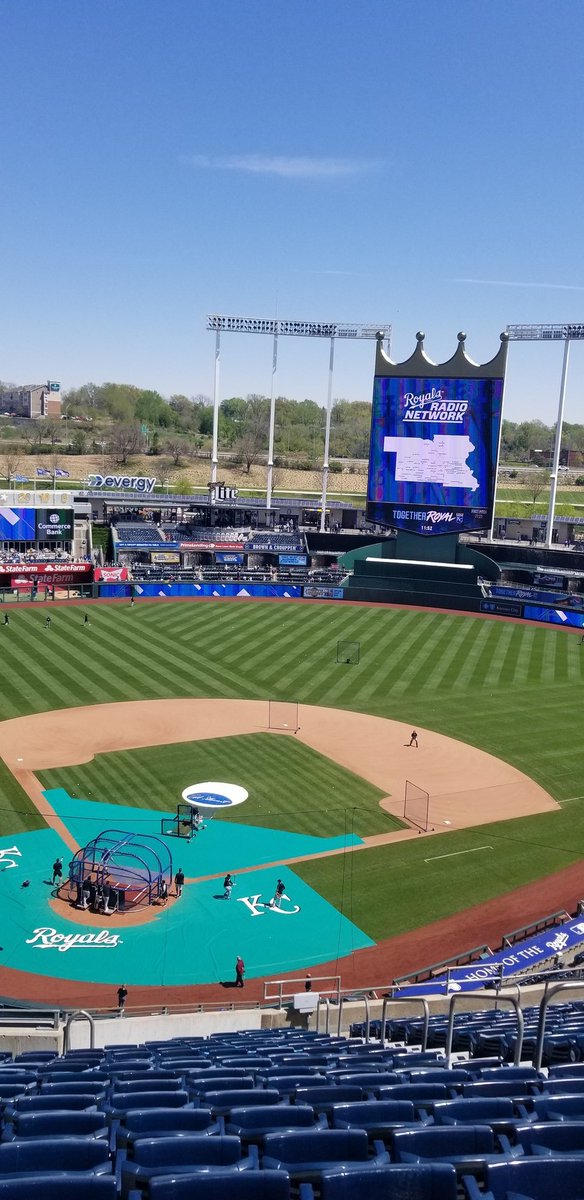 ChefCollects's tweet image. First time at kauffman let's go @Royals #yankeessuck