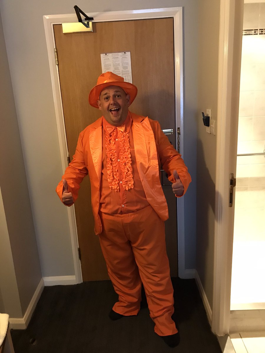 Carl Charnley tweet media