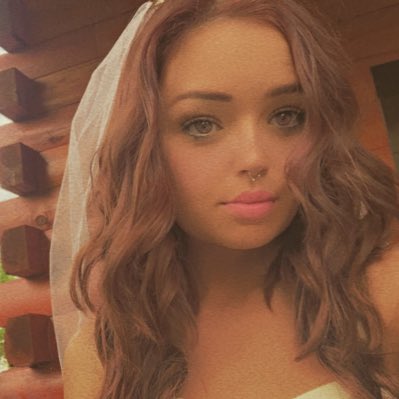andromeda_bree's tweet photo. #NewProfilePic https://t.co/3aNkCjn1Qn