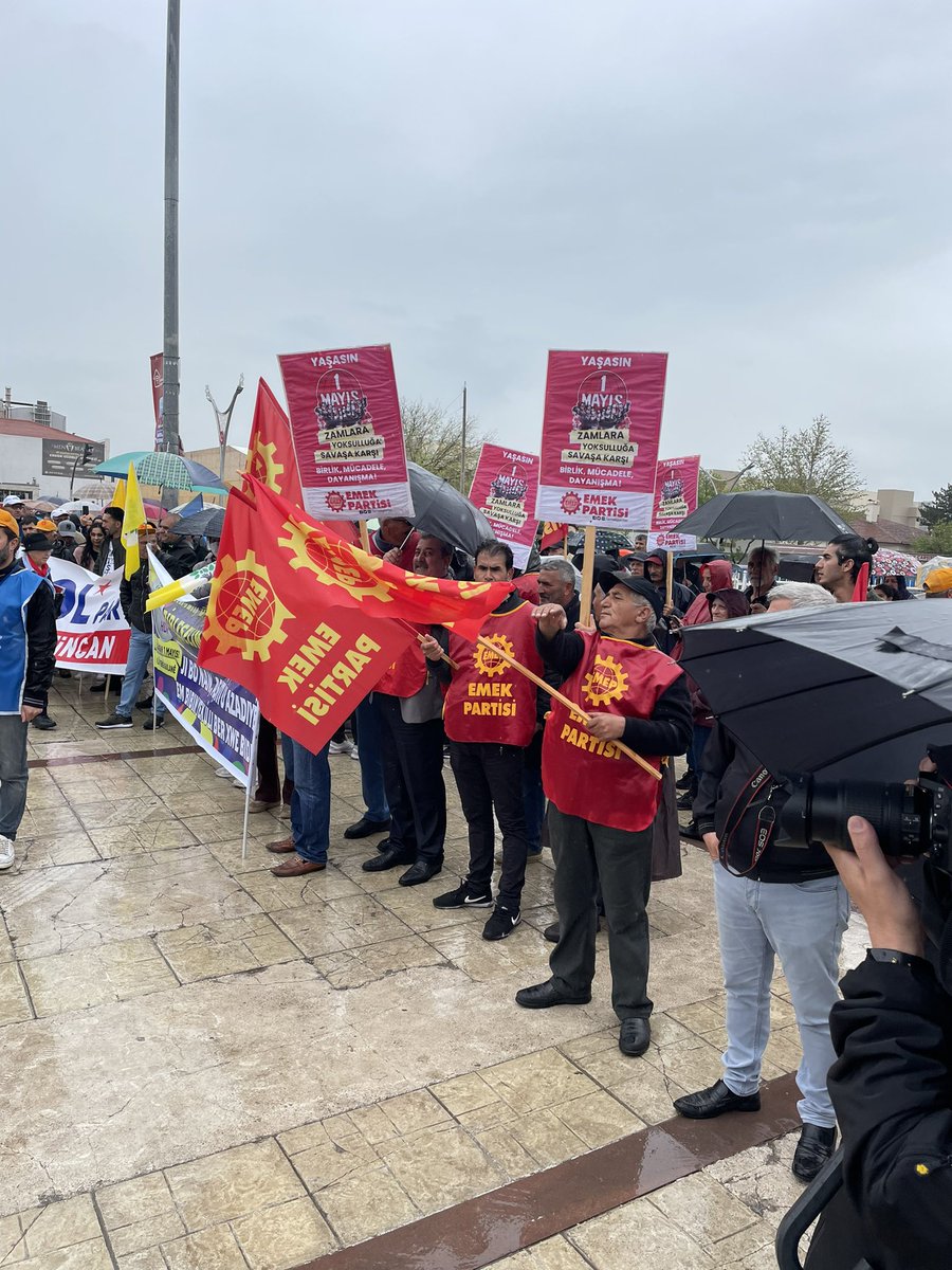 emeperzincan's tweet photo. Erzincan’da 1 Mayıs kutlamalarından. https://t.co/7xFGeKdt62