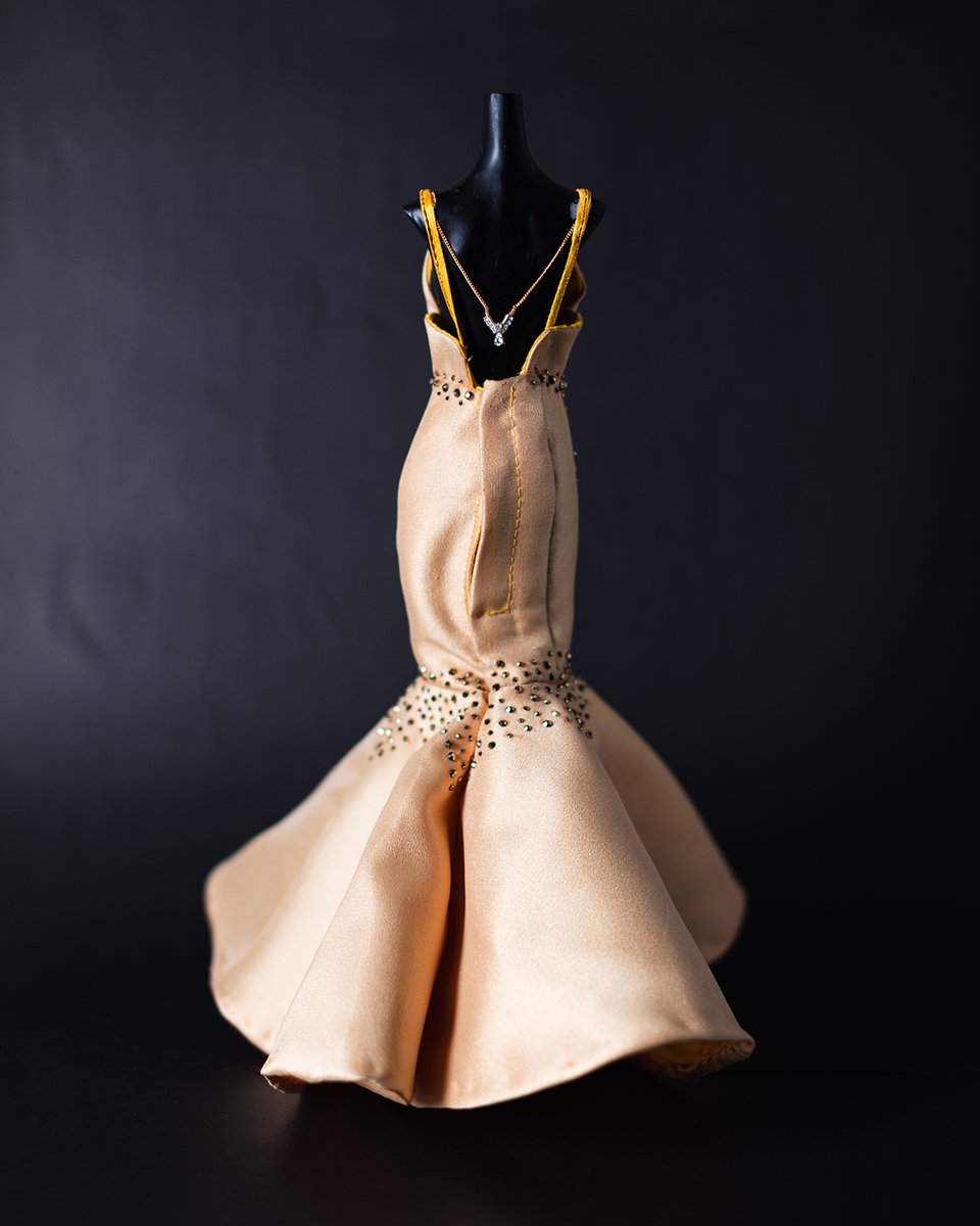 csbcampusart's tweet photo. “Ilan-ilan” by Nicole Ann Pura is one of 41 student designers’ miniature garment creations inspired by the work of Ben Farrales.

The miniature dresses will be part of the upcoming Ben Farrales exhibit at the School of Design and Arts. 

#FarralesXFDM #BenildeCCA #BenildeFDM https://t.co/8rgs1yL3AJ