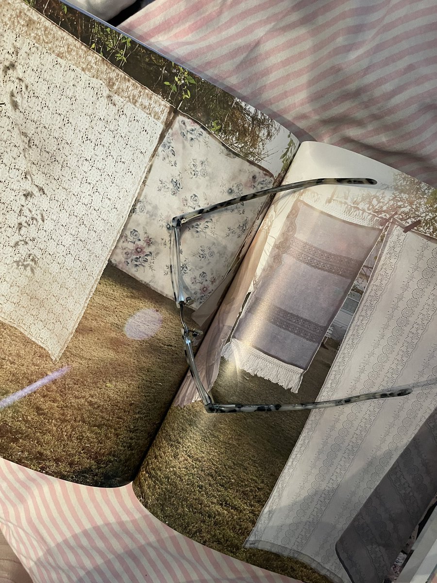 chef_katelyn's tweet photo. Trying to read a photography book a month…almost done w @RachelAshwell My Floral Affair…fitting for #springtime 🌸

#photographybooks #photographylovers https://t.co/0B6bN1ZoRp