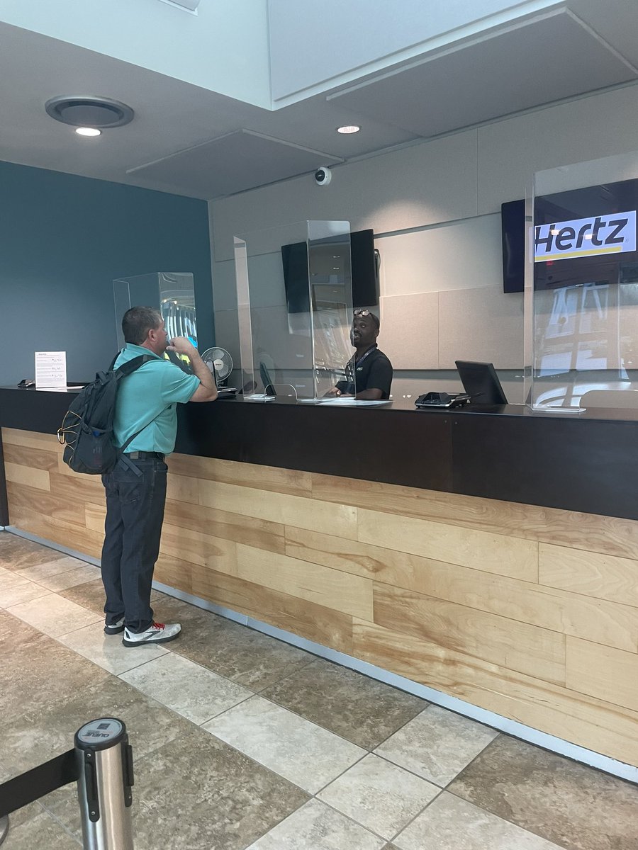 uwegoe's tweet photo. Beware renting a car @Hertz @myrtleBeachAirport This agent is rude, incompetent and flat out refuses to honor your reservation for no reason. Amazingly he gets away with it. Mgmnt there doesn’t respond to complaints https://t.co/MALGqWC7TH