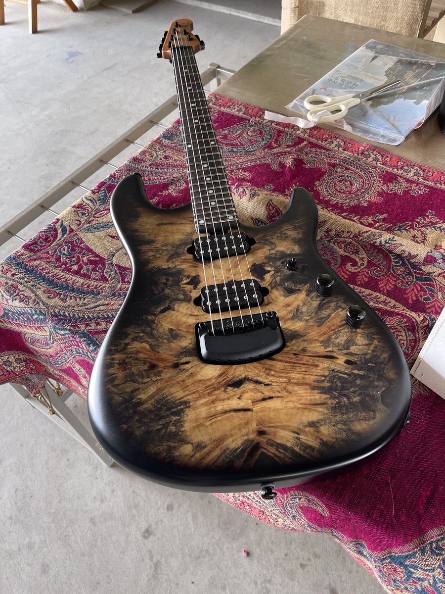 magicsigin's tweet photo. #ギターを自慢しよう  musicman jason Richardson cutlass6 https://t.co/CMuZ9Dy3n9