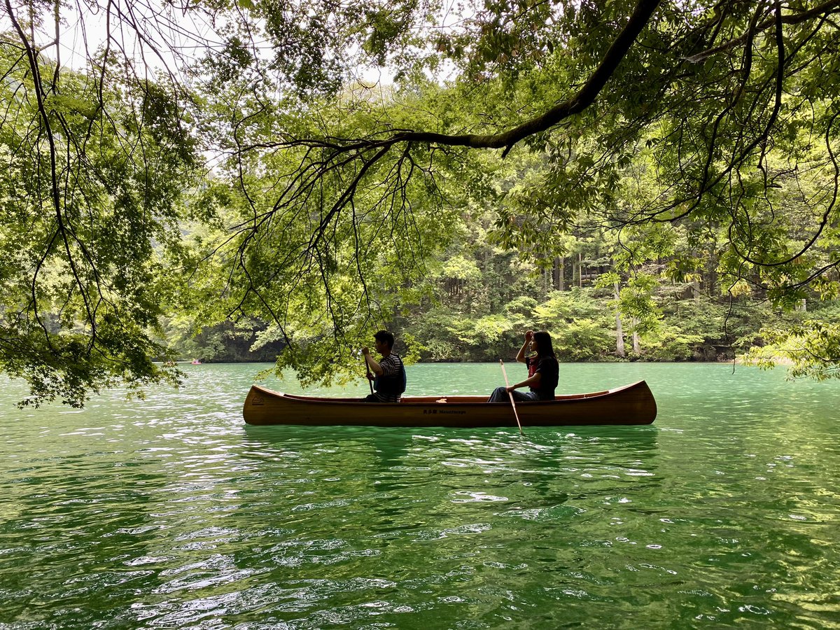mountscape_'s tweet image. みなさまGWはいかがお過ごしでしょうか🛶
奥多摩は新緑が綺麗な季節になりました。
白丸湖も山の緑が映って一層美しく見えます🌿

#mountscape #奥多摩 #カヌー #canoe