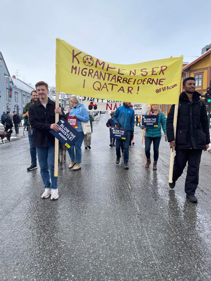 🧵 Fra nord til sør, øst til vest har vi gått i #1mai-tog på #InternationalWorkersDay. 

Vi krever kompensasjon for migrantarbeiderne i #Qatar! 

#BlowTheWhistle #Qatar2022⚽️