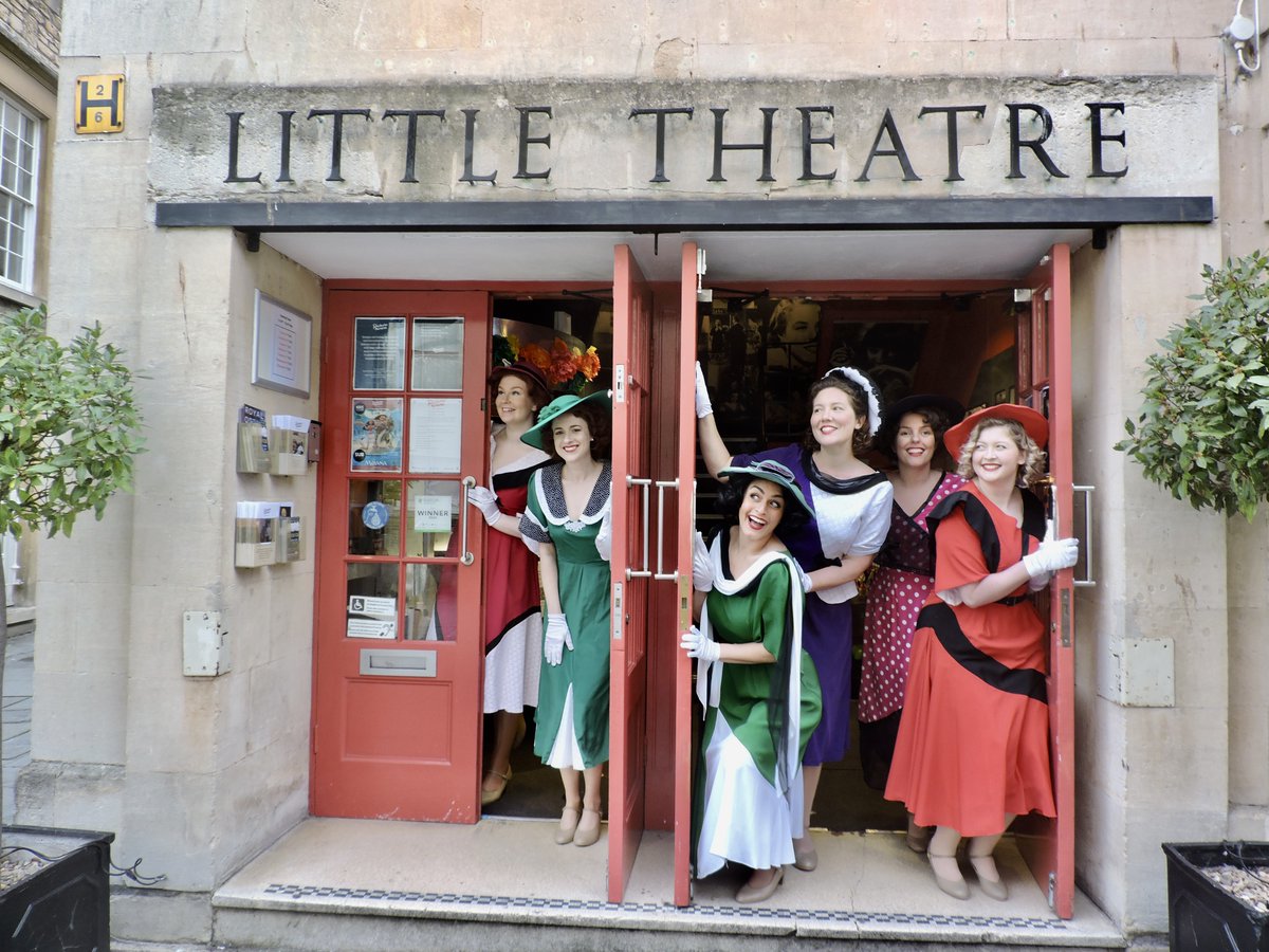 LittleTheatreUK's tweet image. 'Downton Abbey: A New Era' is now showing!

To celebrate opening weekend, we transported our cinema back to the Downton era with the help of @bathoperatic ahead of their opening night of 'Crazy For You' this Tuesday! 

#downtonabbeyanewera