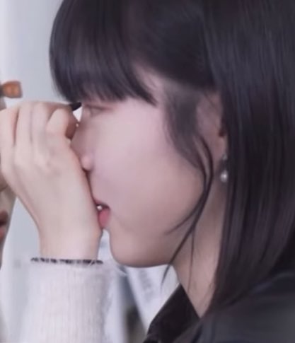 me_in9's tweet photo. 조댕이가 너무앵무새 부리마냥 ㅋ ㅋ https://t.co/b9AlG1wijI
