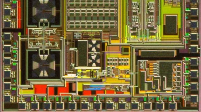 WakeTechILC's tweet photo. 1947-Transistors replaced vacuum tubes in computer design. Transistors originally used germanium as a semiconductor, but switched to silicon https://t.co/PQJlUesGRi
