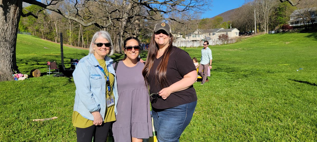 jvfptso's tweet photo. 🌞🌈🌻 What an incredible afternoon we had at @JVFElementary Springfest yesterday!! Thank you to everyone who came to help us celebrate spring! For more pics and some fun videos of the day, check out this Google Photos album! https://t.co/VG0xQkb7vN https://t.co/IbVRX6N5tH
