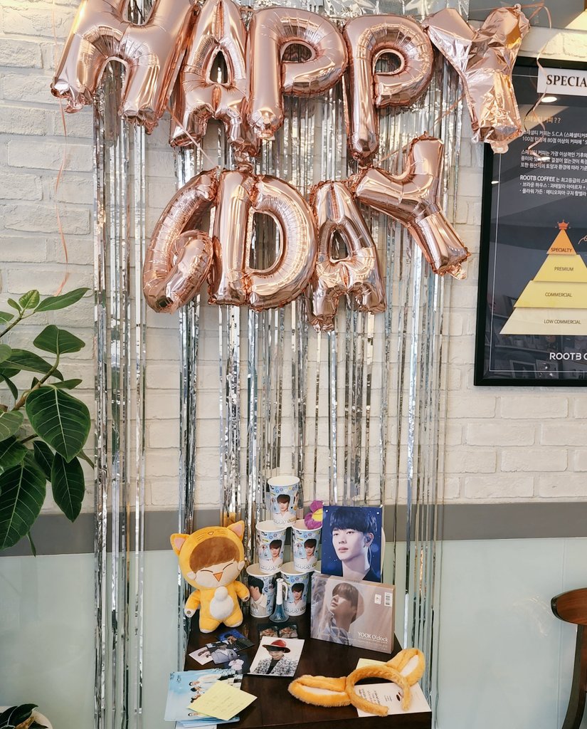yook3266's tweet photo. #사ㄹ6하는_우리성재_생일왔어6
성재야 생일 축하해💙 https://t.co/mN6iZh6DKN