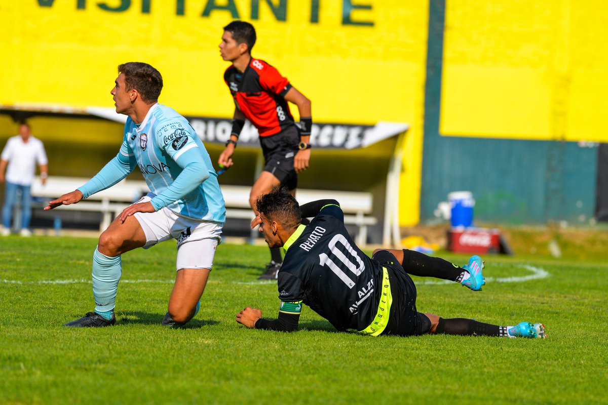 MazorquerosFC's tweet photo. Tarde ÉPICA en el Santa Rosa ¡Somos finalistas! 😎💪 #VamosXMaz 
@LigaPremier_FMF https://t.co/fxA5VOmnJf