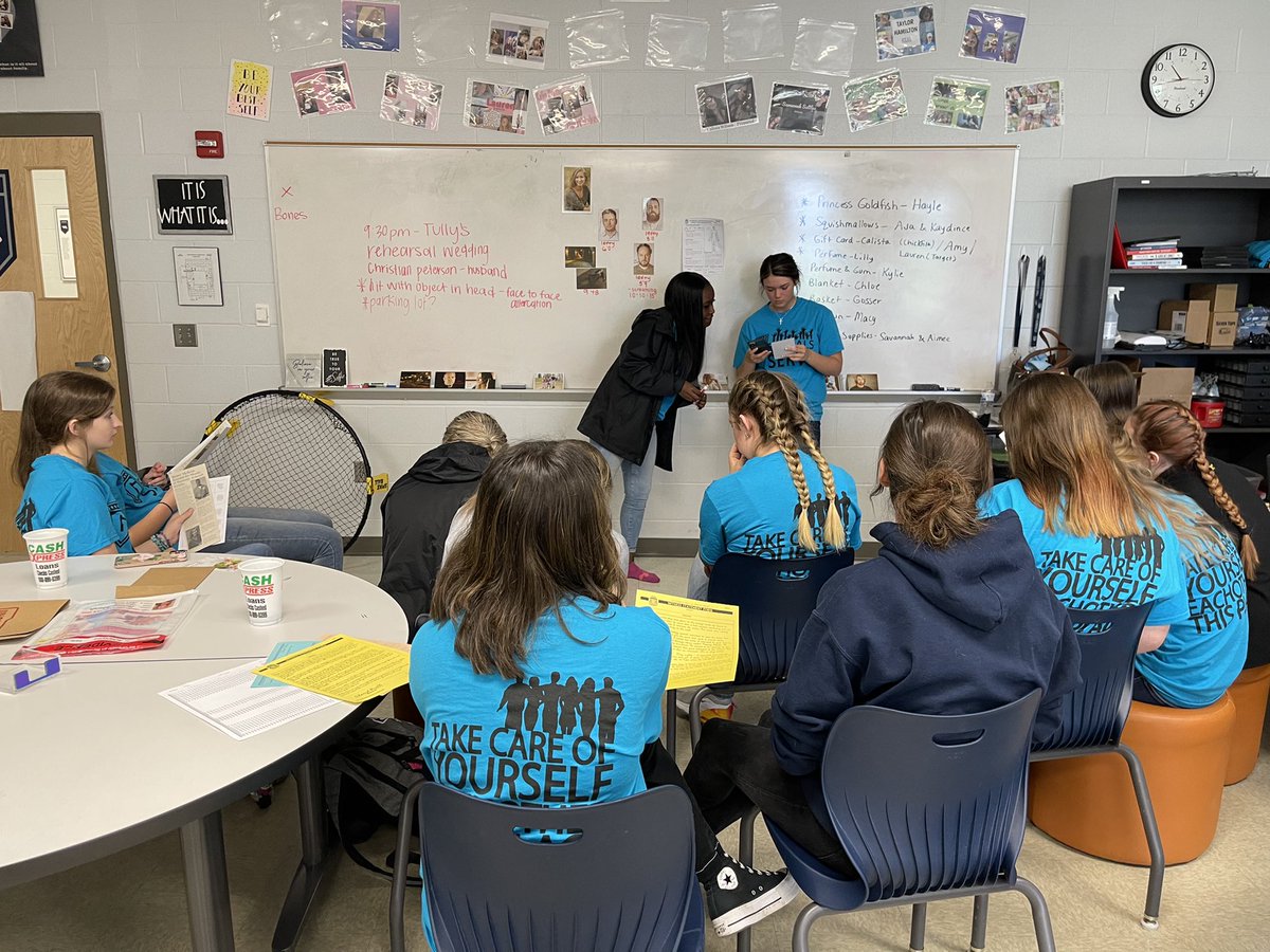 GosserMichelle's tweet photo. Generals Serve 2022: Solving a real cold case crime together in the AM. Criminal Minds doesn’t have anything on us. Followed by setup and cleaning at The Stephen Foster Story. Proud of the Be Your Best Self ladies. A Great Day! @flyndefy https://t.co/fCpd35lzoH