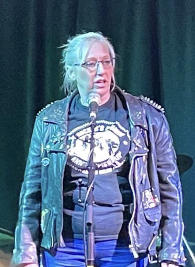 orgreavejustice's tweet photo. Lovely photos of fab comrades #MayDayFestivalOfSolidarity #OrgreaveJustice @cpeace313 @BannerWomen #HeatherWood @HatfieldBrigade #MickLanaghan @PicketLinePoets #ChipHamer #HullUnityShop #JoyceBeckett https://t.co/l6Dtw6iFe0