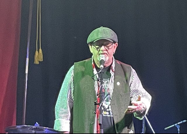 orgreavejustice's tweet photo. Lovely photos of fab comrades #MayDayFestivalOfSolidarity #OrgreaveJustice @cpeace313 @BannerWomen #HeatherWood @HatfieldBrigade #MickLanaghan @PicketLinePoets #ChipHamer #HullUnityShop #JoyceBeckett https://t.co/l6Dtw6iFe0