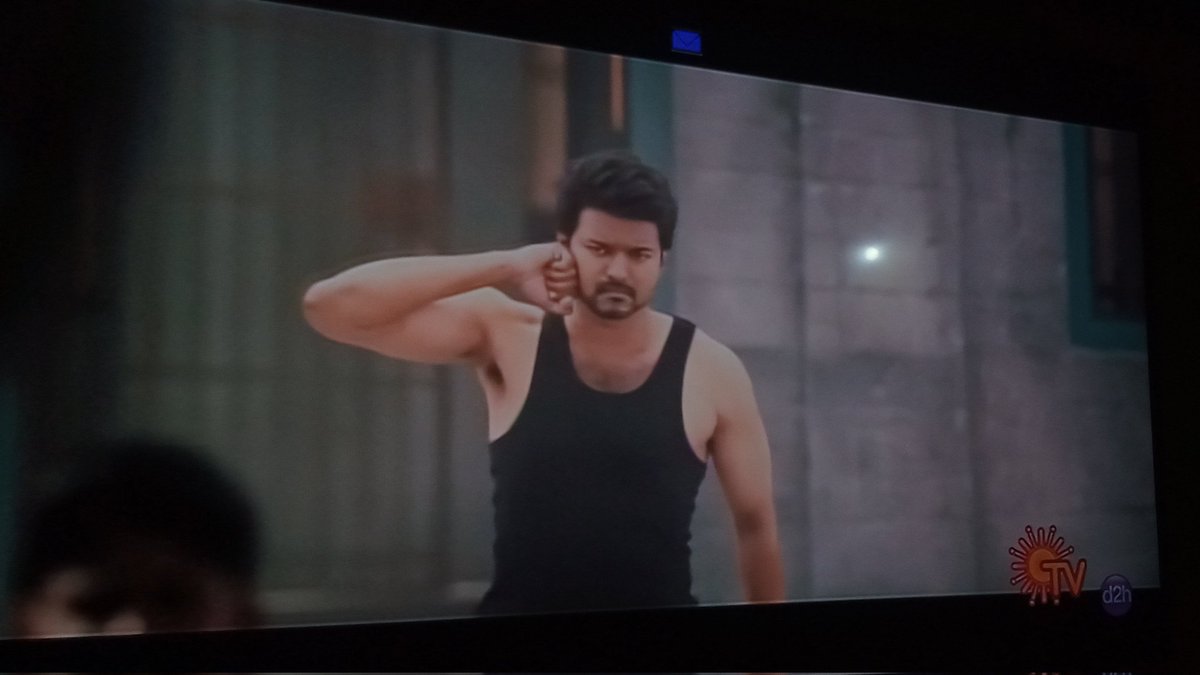 KarthiVijayOffl's tweet photo. #Masterrr Kabadi Kabadi 🔥

This Scene Theatre gone #Beastmode 
#Gilli Reference × #Master 🔥😍

#Beast #Master #Gilli @actorvijay https://t.co/VtriPhxM6e