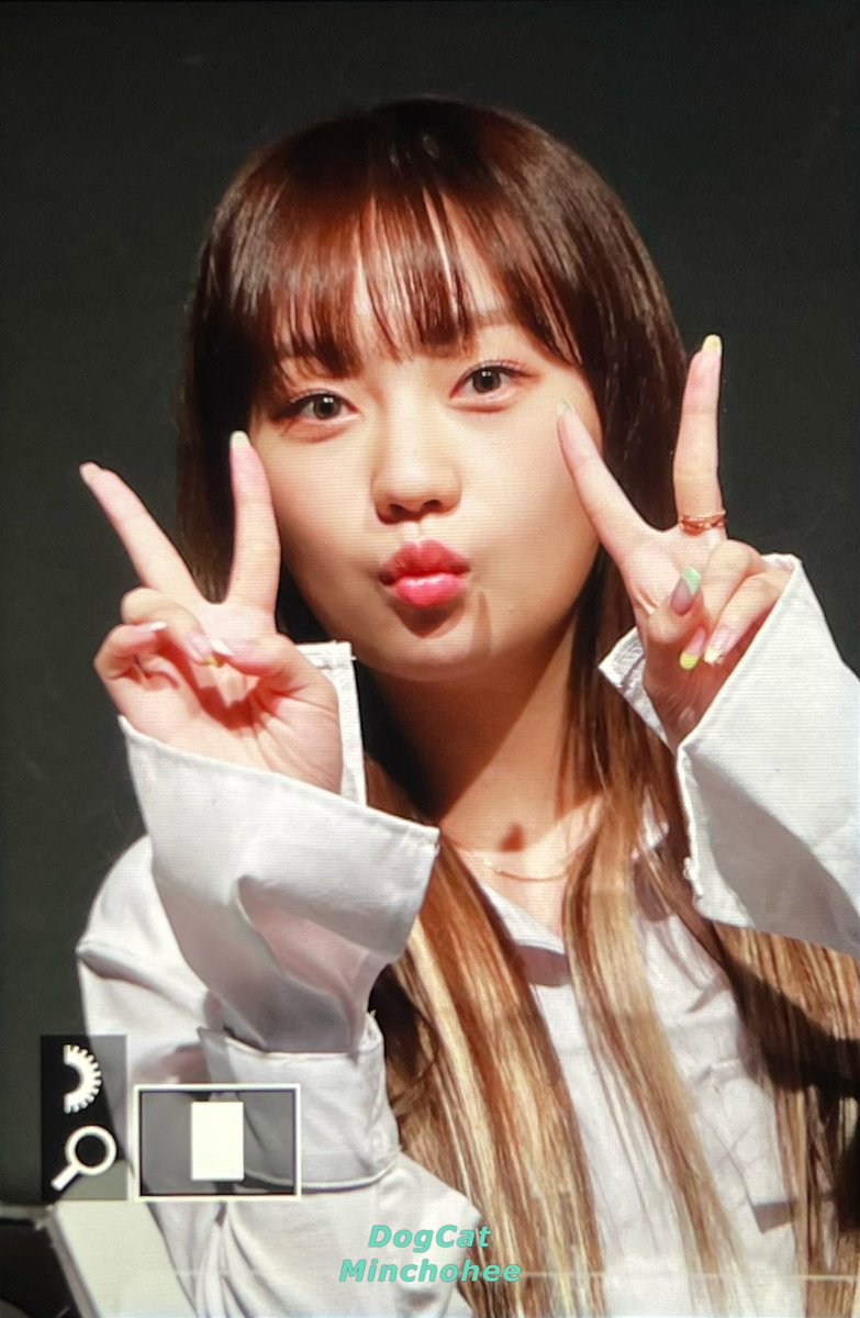 dogcat_sohee's tweet photo. 220501 Yellow Punch 팬싸 (프리뷰2)

#로켓펀치 #김소희 #소희
#ROCKETPUNCH #KIMSOHEE #SOHEE
#로켓펀치와_함께한_1000일_앞으로더행복하자
#Happy_1000days_RocketPunch https://t.co/k77ybtmjHG