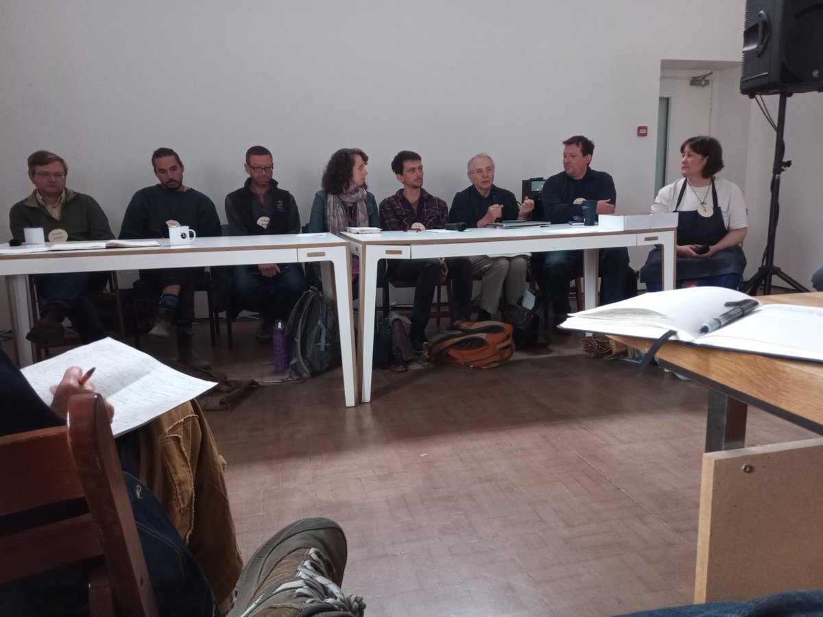 IrelandSeedSov's tweet photo. Fab day at #UKGrainLab lots of diversity in every possible way. The slogan was just for me! @decolonisetheg https://t.co/g1P1eWSzqD