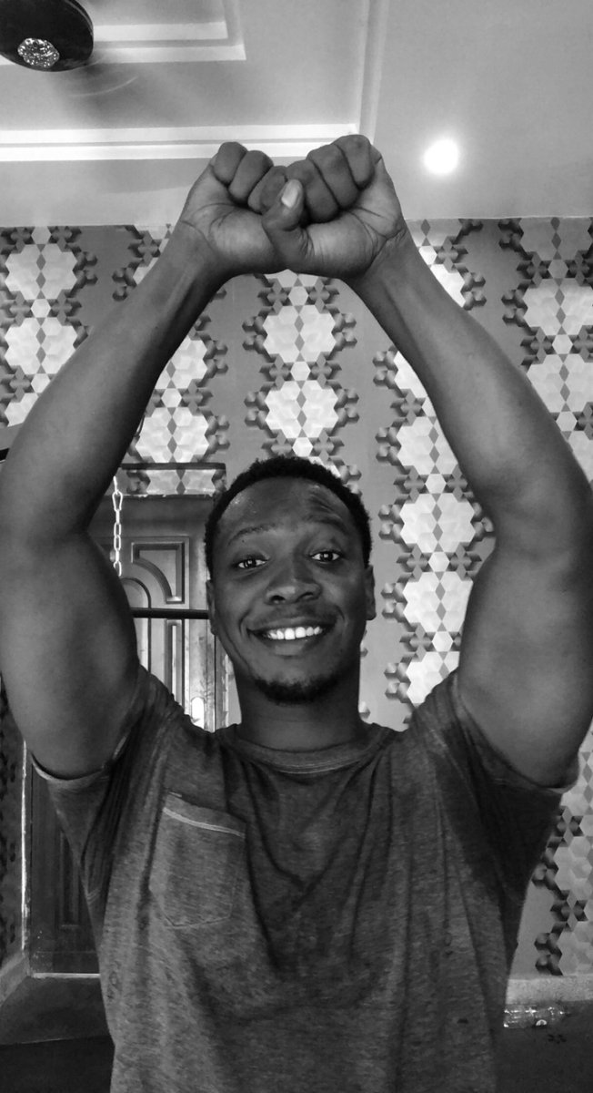 ZTEVE_ADAMS's tweet photo. I missed April 🗑 So… MAY I 🗑?? 
Happy New Month🦍.
@VibesSugar https://t.co/Z5fu2FduyJ