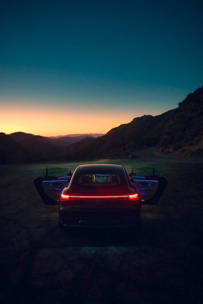 Some sunsets are prettier than others. #EQS #MBPhotoPass 📸 <a href="/theAutofocus/">theAutofocus</a>