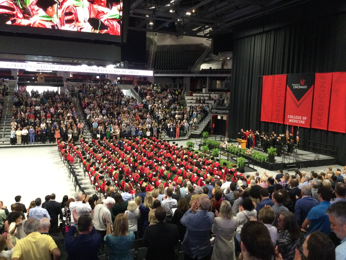 UCincyMedicine's tweet photo. There are now 175 new physicians to help care for us. Congratulations to the @UCincyMedicine Class of 2022! https://t.co/1we76QZU4E