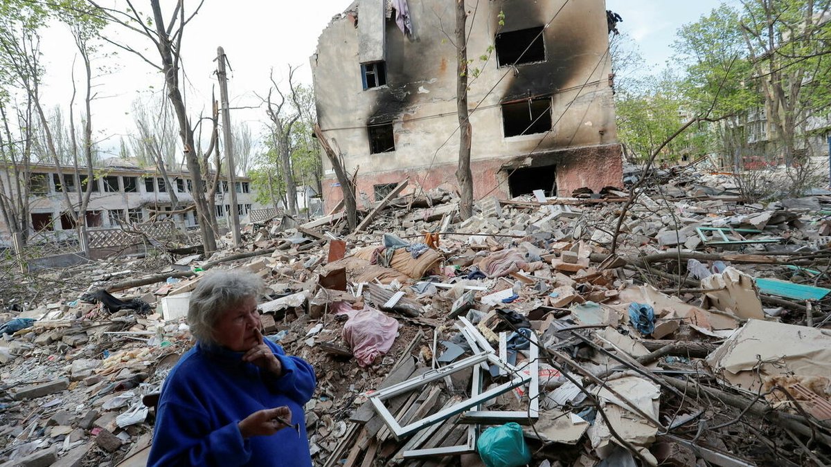 RFI's tweet photo. Ukraine: à Marioupol, une administration pro-russe se met peu à peu en place https://t.co/aydDXhJbt8 https://t.co/v8zOQ9iwKC