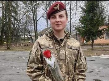 EuromaidanPress's tweet photo. They went to war when Russia invaded Ukraine. They believed in Freedom, the right to live in their God-given land.
They laid down their lives not only for Ukraine, but for all of Europe! 

RIP - Viktoriya Polishchuk, Yura Oliinyk, Oleh Adamovsky, Hennadiy Matuliak

#ArmUkraineNow https://t.co/fyLsGUlR2N