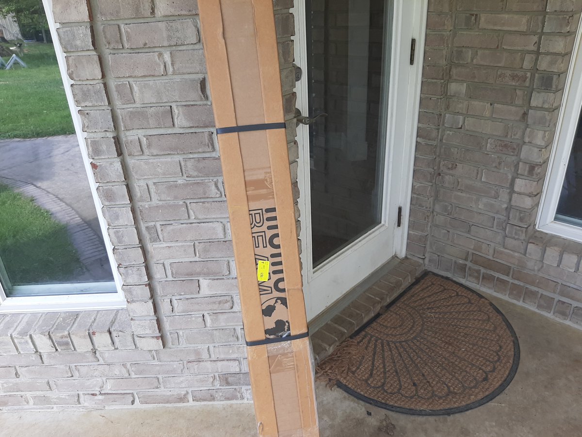 It's 6 meter season and look what arrived in just 5 days!!  Heavy construction 6 elements on a 21' boom for $449 delivered to USA.  Don't get much better.  Thanks Momobeam!! <a href="/InfoMomobeam/">Momobeam</a>