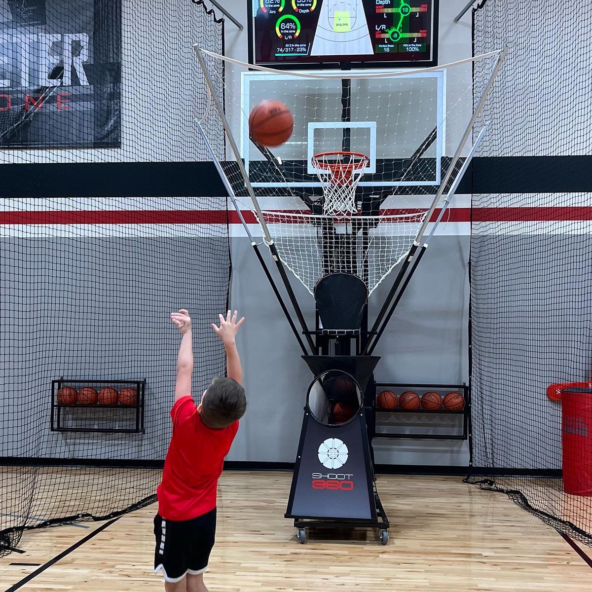 Shoot360Fargo's tweet photo. Let’s congratulate Keagan Johnson on becoming the newest 10K Shots Made Club Member‼️KJ knocks down shots with the best of the them! Way to go buddy‼️ #FlameThrower #GetGameReady #shoot360fargo @nodakbasketball @kjoh20 https://t.co/b99WtQEfoh