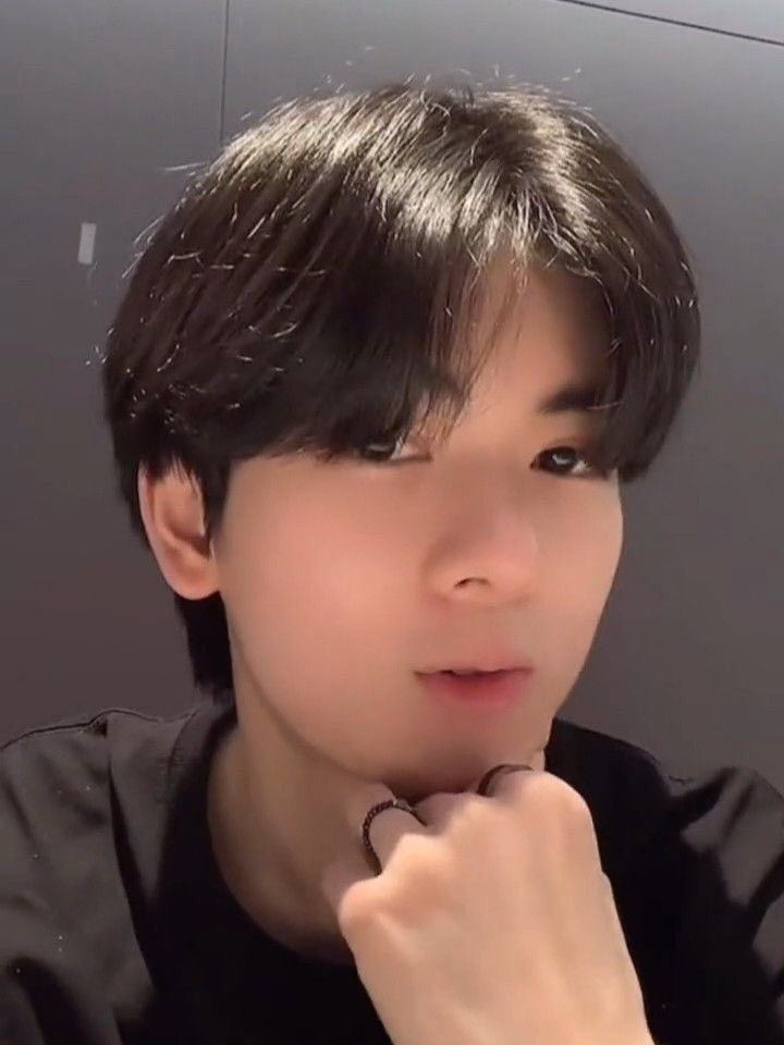 TraineeArchive's tweet photo. 🖤 #YORCH #요치 #ยอร์ช https://t.co/c4OXhp8UWY