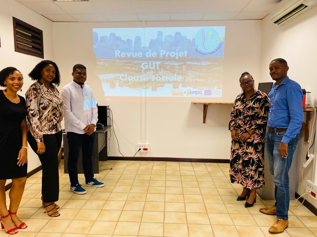 PLIE973's tweet photo. Le 29/04 nous organisions une revue de projet de clause sociale. 99 opérations en cours bénéficiant d'une clause sociale.108 opérations en attente. Bravo aux MO et à nos facilitateurs. @CTdeGuyane @Prefet973 @AVEmploi #Emploi #clausesociale #plieguyane @GabrielServille @FSE_nat https://t.co/QPWGLYD6Vm