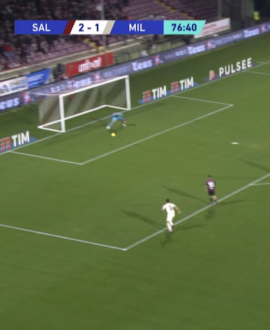 MotorsporIT's tweet photo. Milan, l’ombra del calcioscommesse sulla vittoria dello scudetto. Ecco cosa può succedere in tribunale. https://t.co/wXcLHDH34J https://t.co/PDyz6yiCQT