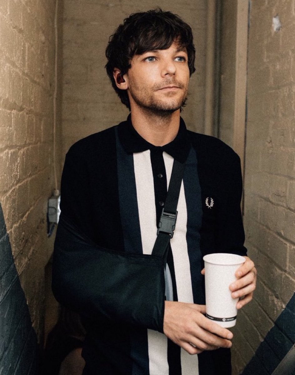 pretty louis bot #LTWT (@prettylouisbot) on Twitter photo 