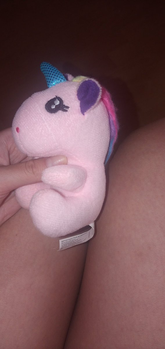 denisagogonea's tweet photo. @putxpayo Tengo el mismo unicornio https://t.co/ZLAadZv9lL