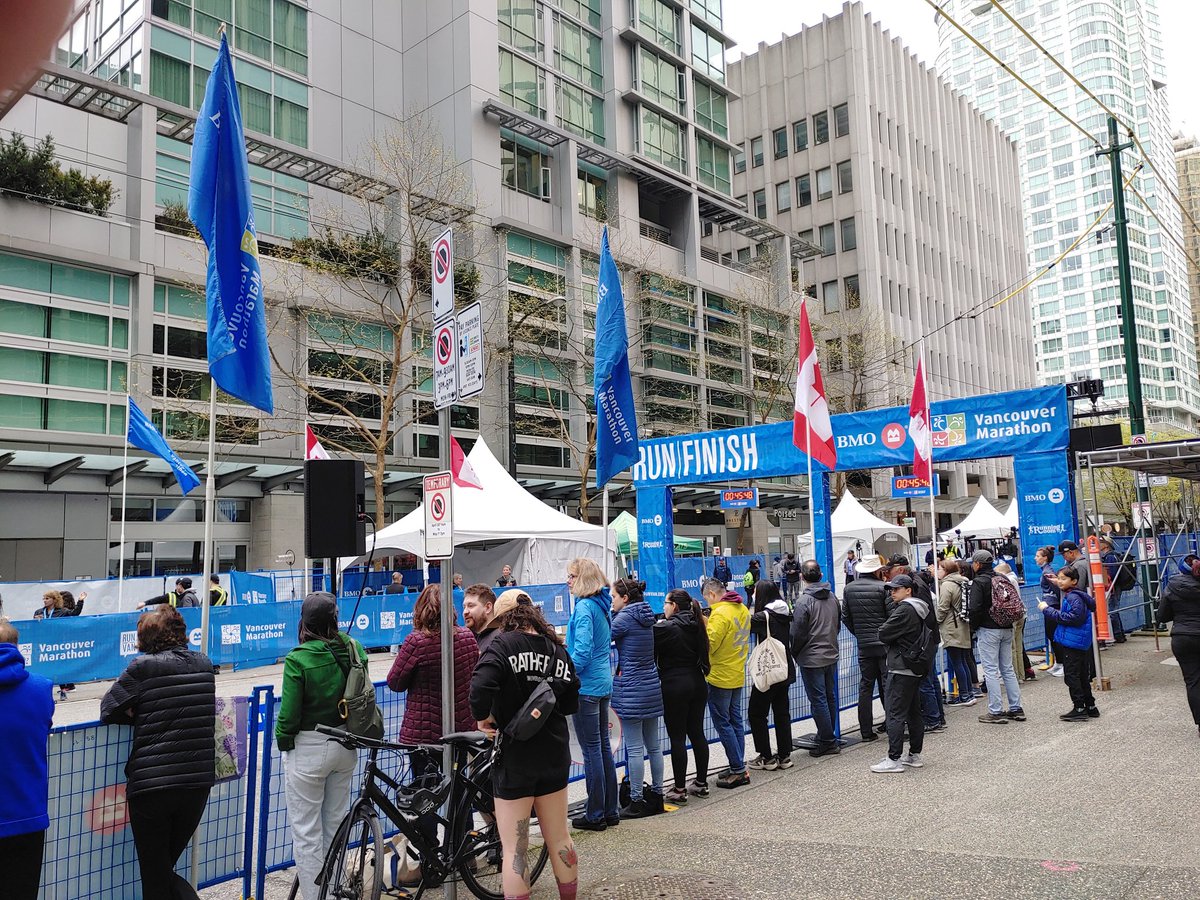 stephenbraverm1's tweet photo. At the Finish Line of the @BMOVanMarathon to cheer on participants.
West Pender Street at Bute Street.
I'm running late and so is the race.
Slept in til 6 a.m.
That's sleeping in for me.
Go runners go! @runvancanada #StayActive #StayHealthy #VanRun https://t.co/KD5uwomE3b